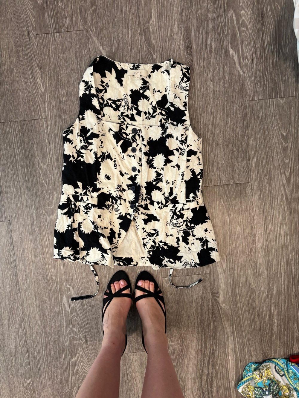 LOFT Black and White Floral Print Blouse